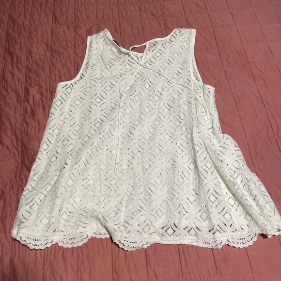 LOFT Delicate Tank ~ M - Picture 4 of 4